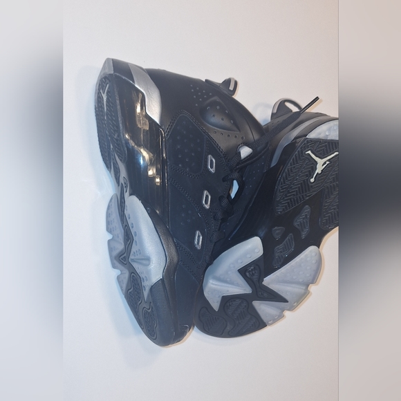 Jordans - Picture 6 of 8